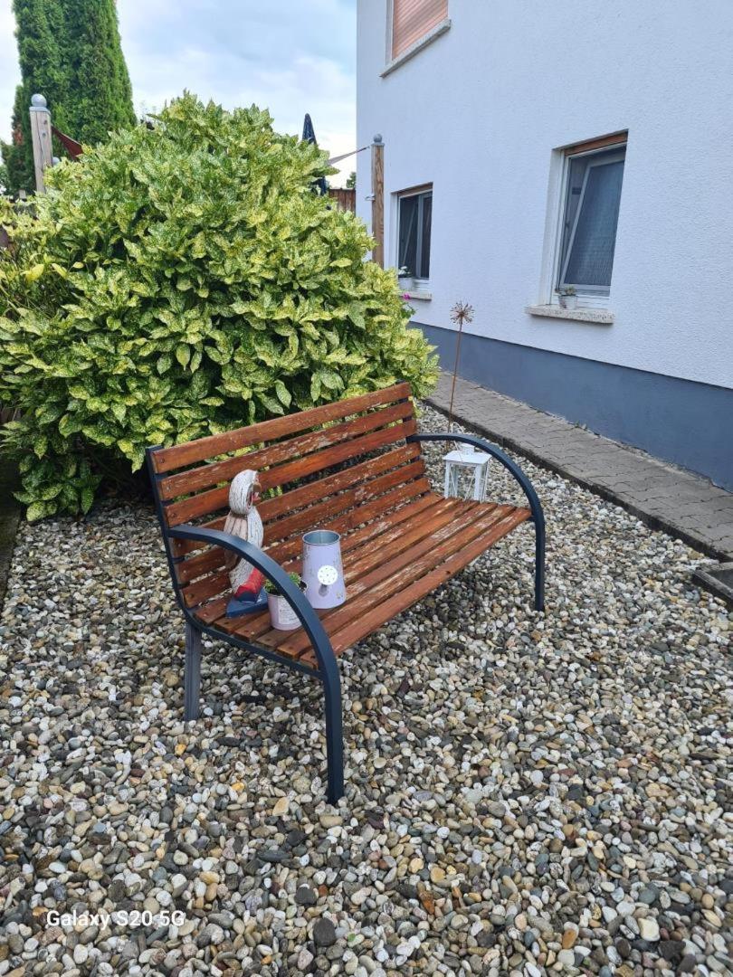Neu! Ferienwohnung Eulennest Staudernheim Luaran gambar